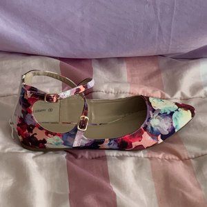 Floral Pointed Strappy Flats